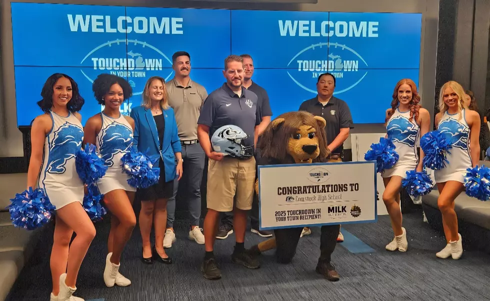Comstock High Earns Detroit Lions $15K Touchdown For Your Town Grant